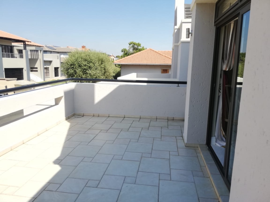 To Let 4 Bedroom Property for Rent in Xanadu Eco Residential Estate North West